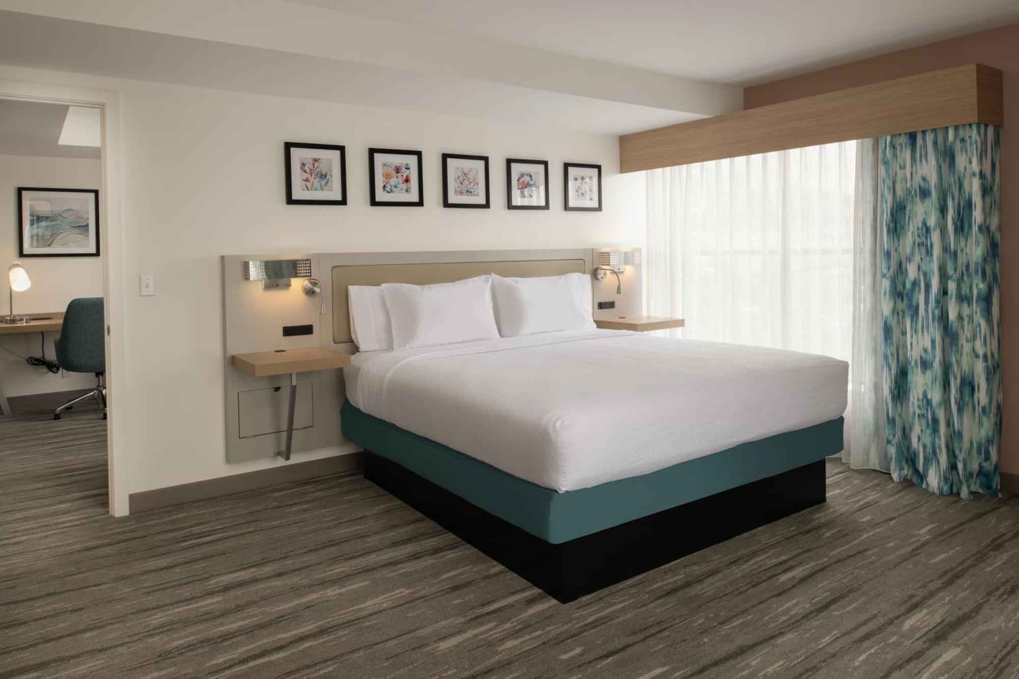 Hilton Garden Inn Tacoma Downtown Экстерьер фото